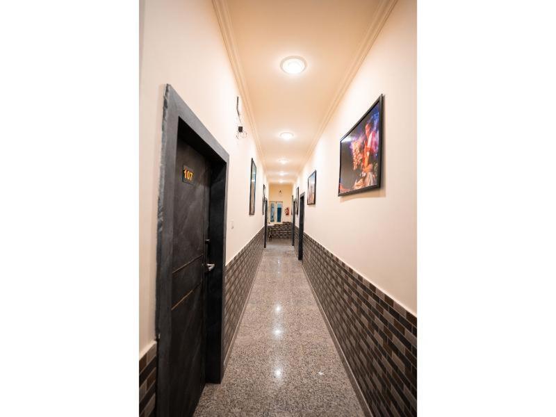 Hotel Jsr Kedar Варанаси Екстериор снимка