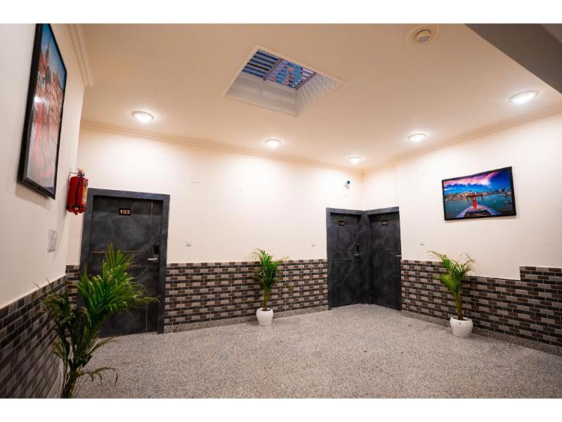 Hotel Jsr Kedar Варанаси Екстериор снимка